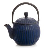 HuesNBrews Cast Iron 20 Ounce Blue Teapot